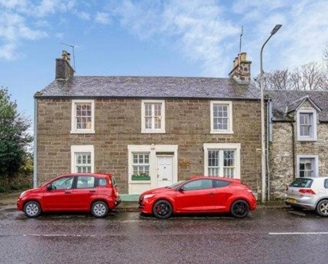 Pretty Ground Cottage In Comrie Buitenkant foto