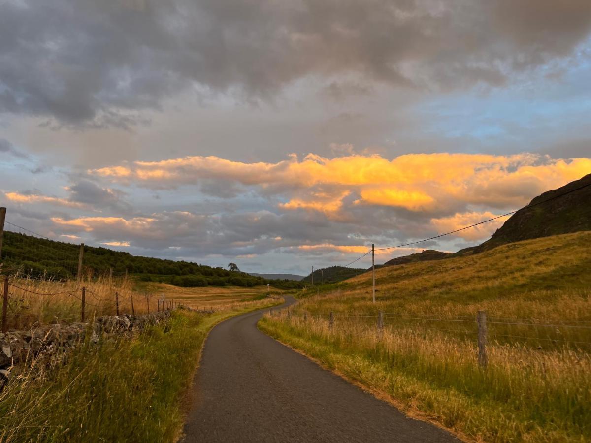 Pretty Ground Cottage In Comrie Buitenkant foto